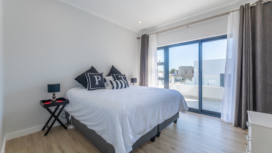 4 Bedroom Property for Sale in Sandown Western Cape